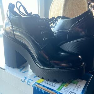 New in Box Arizona Womens Harris Oxford Shoes